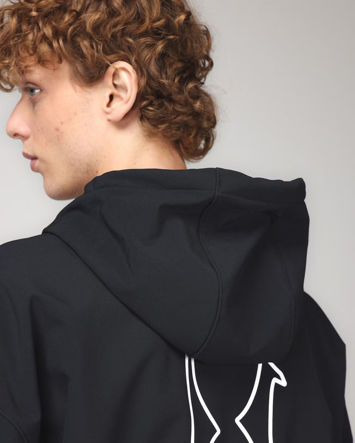 BEYOND MEDALS（ビヨンドメダルズ）は、トア・ランドストームとケビン