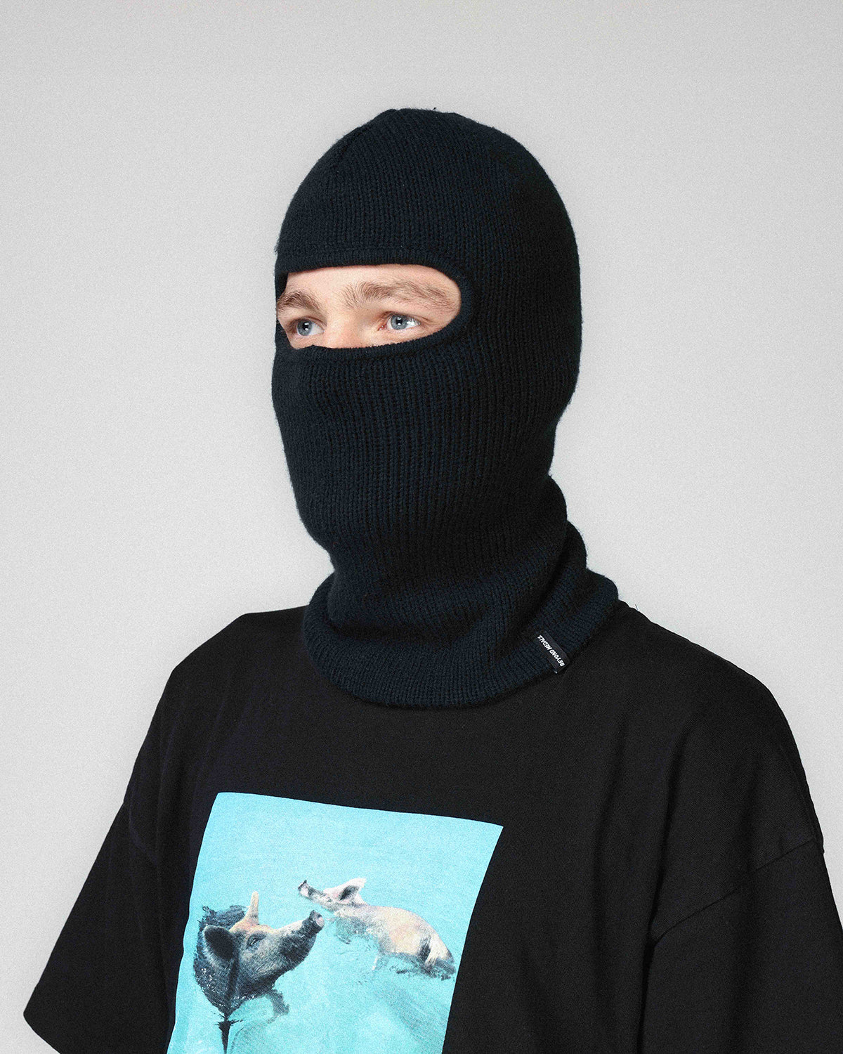 BEYOND MEDALS（ビヨンドメダルズ）は、トア・ランドストームとケビン