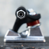 139 STAGE 11 HOLLOW OMAR HASSAN BLACK SILVER SKATEBOARD TRUCKS