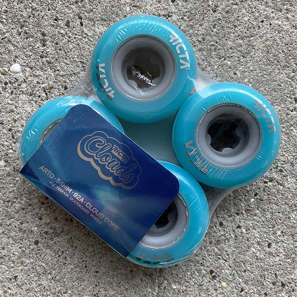 54mm CLOUDS ARTO SAARI LIGHT BLUE 92A SKATEBOARD WHEELS