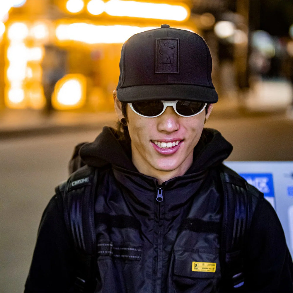 6 PANEL CAP