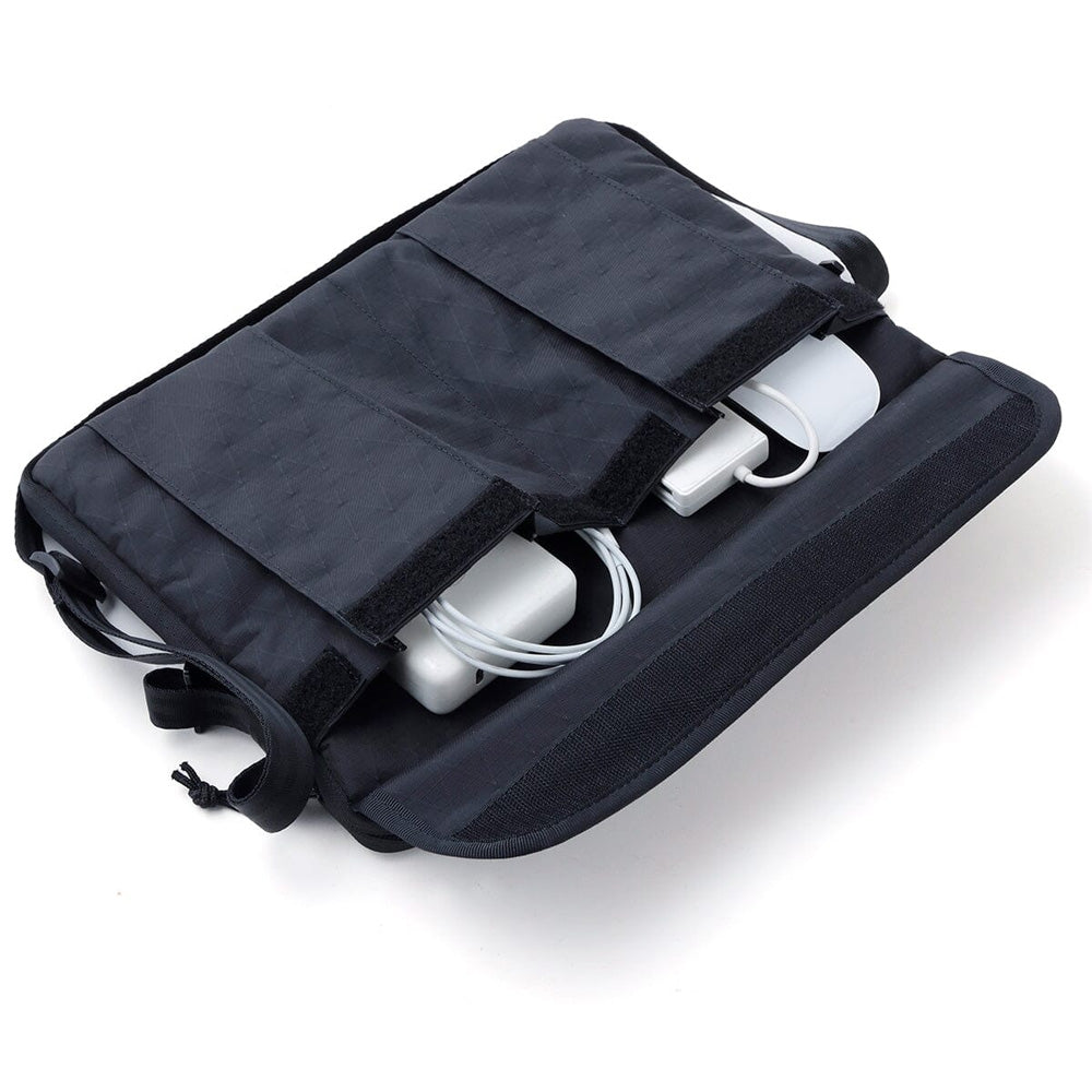 LAPTOP SLEEVE