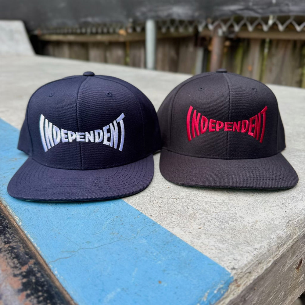 SPAN EMBROIDERED SNAPBACK HAT