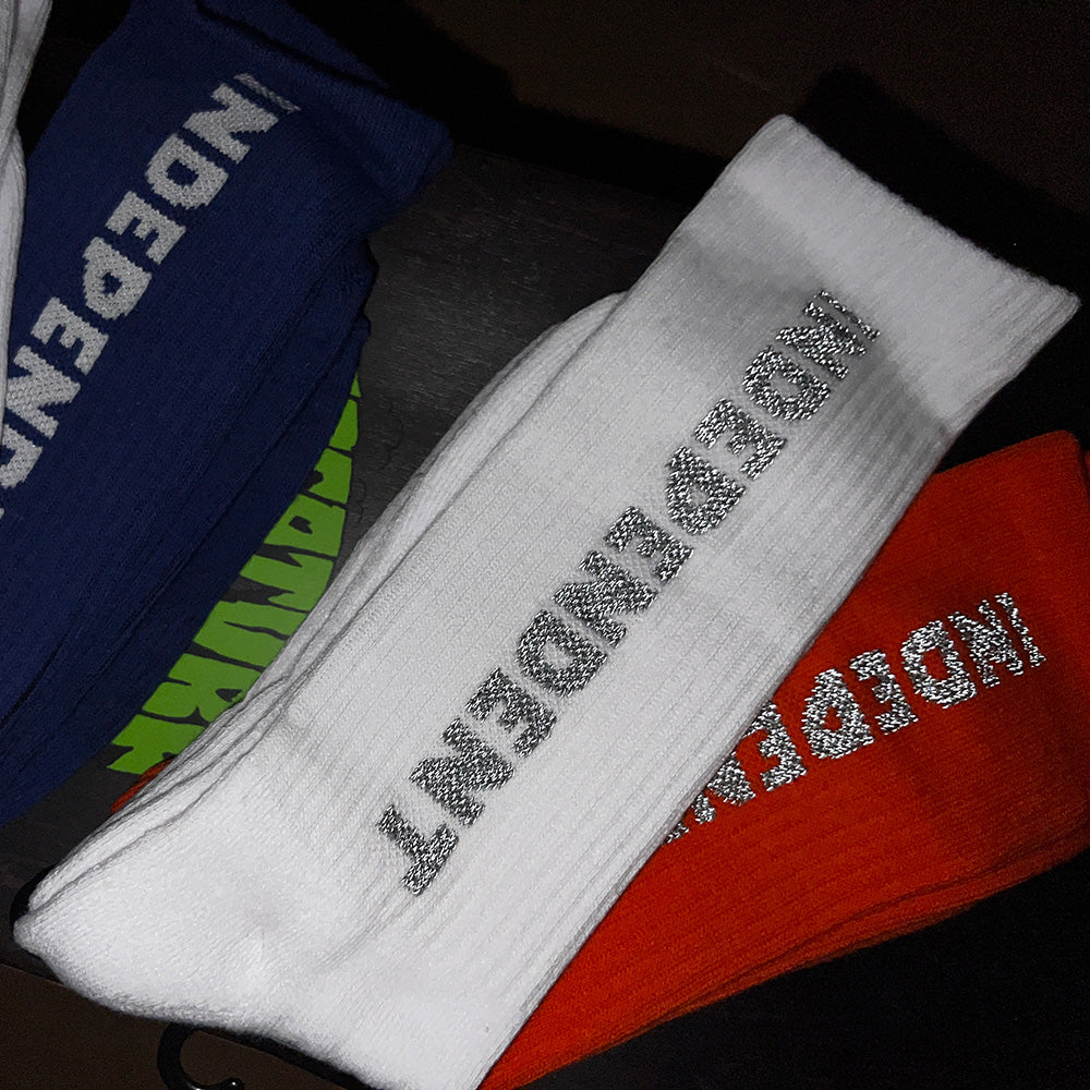 BASELINE 2-PACK SOCKS REFLECTIVE